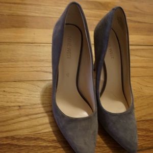 Nine West grey velvet heels